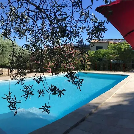 Spacieuse Avec Piscine A